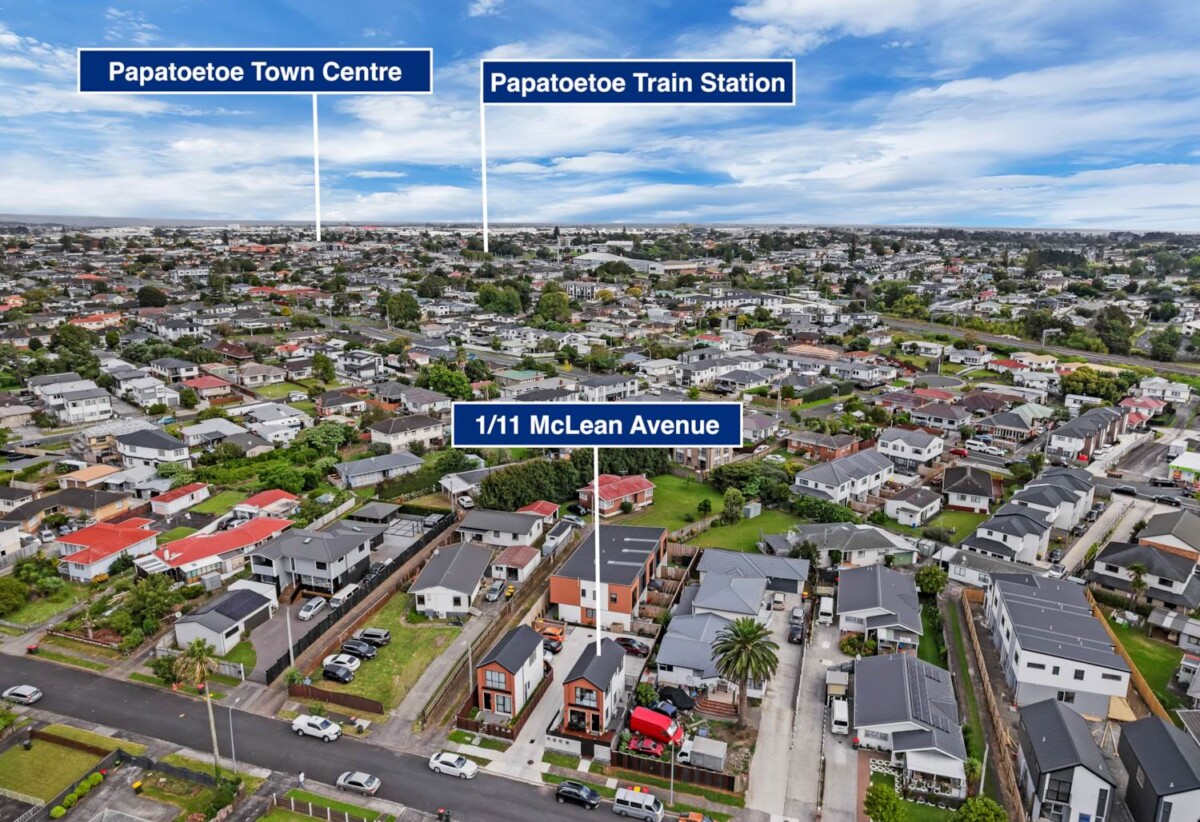 New CV has been updated to $660,000., standalone 2 beds 1.5 baths home with car park, 1.1 km to Papatoetoe West School and Papatoetoe Intermediate, 2.3 km to Papatoetoe High School, 1/11 McLean Avenue, Papatoetoe, Auckland