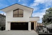 Standalone 4 beds 3 baths house with double garage on 460m2 section, 0.5 km to Edgewater College, 0.6 km to Pakuranga Heights School, 0.8 km to Pakuranga Intermediate, 19A Miramar Place, Pakuranga, Auckland