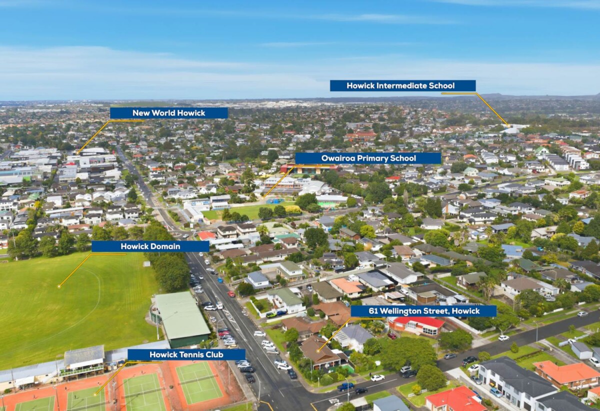 Brick and tile 3 beds 2.5 baths house on 1/2 share of 1,012m² section, A standout feature is the consented hair salon space with Certificate of Compliance, complete with its own bathroom, separate entrance and driveway access, close to schools, shops, beach, 61 Wellington Street, Howick, Auckland