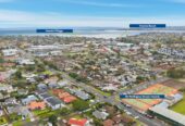Brick and tile 3 beds 2.5 baths house on 1/2 share of 1,012m² section, A standout feature is the consented hair salon space with Certificate of Compliance, complete with its own bathroom, separate entrance and driveway access, close to schools, shops, beach, 61 Wellington Street, Howick, Auckland