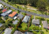 Double Westlake school zone, Zoned Residential Mixed Housing Urban, 5 beds 2 baths house with garage on 807m2 section, 0.6 km to Wairau Intermediate School, 1 km to Sunnynook School, 1.1 km to Campbells Bay School, 2 km to Westlake Boys’ High School, 2.5 km to Westlake Girls’ High School, 234 Forrest Hill Road, Forrest Hill, Auckland
