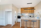 5 beds 3 baths house with double garage on 676m2 section, 1.1 km to Sunnyvale School, 1.2 km to Bruce McLaren Intermediate School, 2.3 km to Henderson High School, 15 Mara Way, Sunnyvale, Auckland