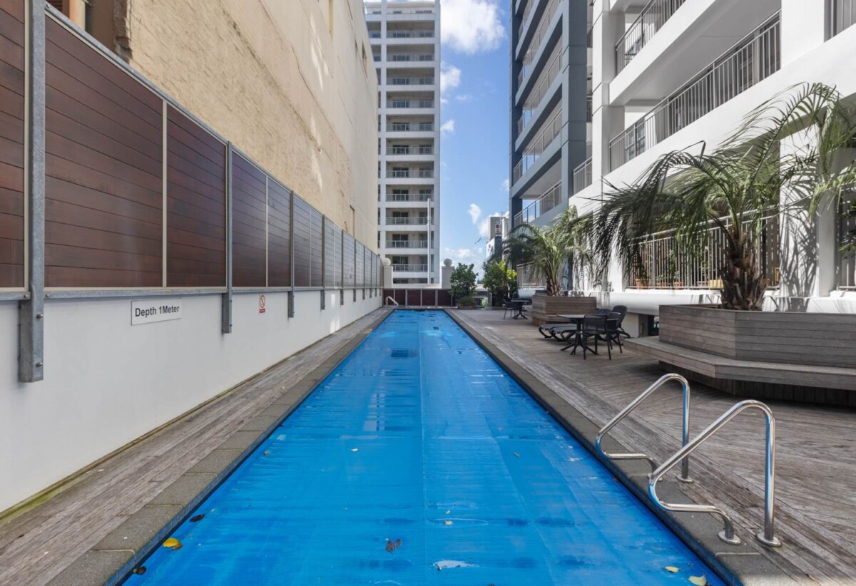 Auckland Girls’ Grammar School zone, sea views, Pet-friendly ,50m2 freehold 2 beds 1 bath apartment with car park, move-in ready, Full furniture package is included, 1404/1 Parliament Street, City Centre, Auckland