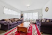 URGENT SALE – 2 Weeks Tender, Highly motivated owners require a timely sale, 5 beds 2 baths house with garages on 650m2 section, 0.6 km to Botany Downs School, 1.6 km to Somerville Intermediate School, 1.9 km to Howick College, 30 Summermist Drive, Northpark, Auckland