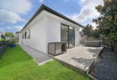 Motivated vendors, CV of $1.2m, 4 beds 2 baths house with double garage and reserve views on 406m2 section, 0.6 km to Te Uho o Te Nikau Primary School, 1.6 km to Ormiston Junior College, 1.7 km to Ormiston Senior College, 34 Whakatupu Road, Flat Bush, Auckland