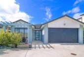 Motivated vendors, CV of $1.2m, 4 beds 2 baths house with double garage and reserve views on 406m2 section, 0.6 km to Te Uho o Te Nikau Primary School, 1.6 km to Ormiston Junior College, 1.7 km to Ormiston Senior College, 34 Whakatupu Road, Flat Bush, Auckland