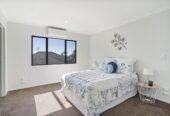 Botany Downs Secondary College zone, 4 beds 3 baths house with double garage on 294m2 section, 0.6 km to Botany Downs Secondary College, 1.5 km to Willowbank School (Howick), 8 Leixlep Lane, East Tamaki, Auckland
