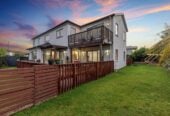 In Established Karaka Lakes community, 4 beds 2.5 baths house with double garage on 576m2 section, close to schools, shops, motorway access, 0.7 km to Hingaia Peninsula School, 1.1 km to Rosehill Intermediate, 1.2 km to Rosehill College, 41 Pickaberry Avenue, Karaka, Auckland