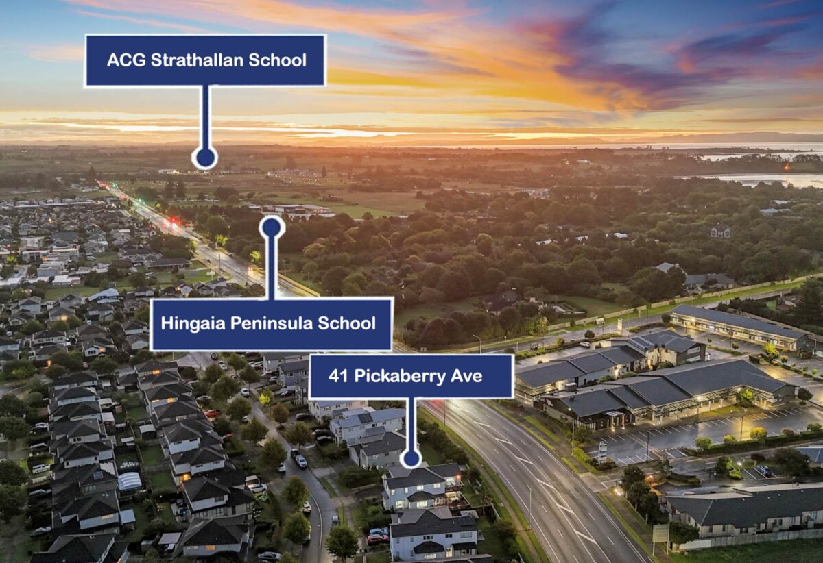 In Established Karaka Lakes community, 4 beds 2.5 baths house with double garage on 576m2 section, close to schools, shops, motorway access, 0.7 km to Hingaia Peninsula School, 1.1 km to Rosehill Intermediate, 1.2 km to Rosehill College, 41 Pickaberry Avenue, Karaka, Auckland