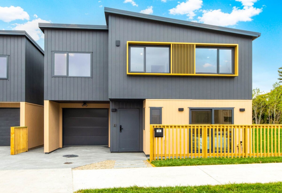10-Year Master Build Guarantee , 4 beds 3 baths house with garage, bathrooms with underfloor heating , Full air-conditioning system, 0.4 km to Mangapikopiko School, 1.1 km to Rosehill Intermediate, 1.6 km to Rosehill College, 25 Taipahitini Road, Rosehill, Auckland
