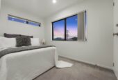 Move-in ready, Freehold 4 beds 2.5 baths home with garage, 0.9 km to Papatoetoe Central School and Papatoetoe Intermediate, 1.3 km to Papatoetoe High School, 23A Motatau Road, Papatoetoe, Auckland
