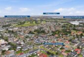 Move-in ready, Freehold 4 beds 2.5 baths home with garage, 0.9 km to Papatoetoe Central School and Papatoetoe Intermediate, 1.3 km to Papatoetoe High School, 23A Motatau Road, Papatoetoe, Auckland