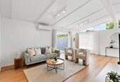 3 beds house on 674m2 flat section, 0.7 km to Long Bay College and Glamorgan School, 2.3 km to Northcross Intermediate, 54 Awaruku Road, Torbay, Auckland