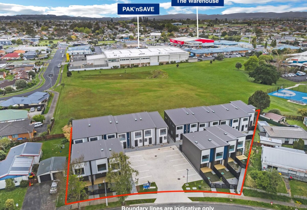 Brandnew 2 beds + study room 1.5 baths home with car park, Just a short walk to PAK’nSAVE, The Warehouse, cafés, eateries, and the activity centre, 0.3 km to Waimahia Intermediate School, 0.6 km to Finlayson Park School, 1.9 km to James Cook High School, 18/17 Barneys Farm Road, Clendon Park, Auckland