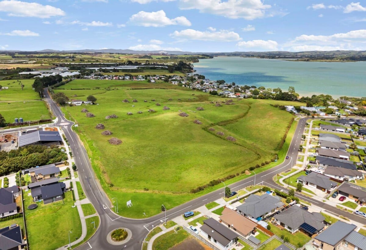 7.9870ha section, This massive 7.9870 Ha (more or less) corner block has been officially rezoned to Mixed Housing Suburban, Ready to develope, 80 McLarin Road, Glenbrook, Auckland