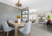 Double Grammar school zone, Baick 2 beds 1 bath home with garage, 0.5 km to Kohia Terrace School, 0.9 km to Auckland Normal Intermediate, 1 km to Epsom Girls’ Grammar School, 2 km to Auckland Grammar, 1/277 Manukau Road, Epsom, Auckland