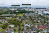 Dual-Income, Brick and tile 2 x 2 beds 1 baths with garage on 693m2 section, The property delivers a strong net rental return of approximately $1,100 per week, close to schools, shops, shopping centres, motorway access, 1 km to Papatoetoe East School and Papatoetoe High School, 14 Meadowcourt Drive, Manukau, Auckland