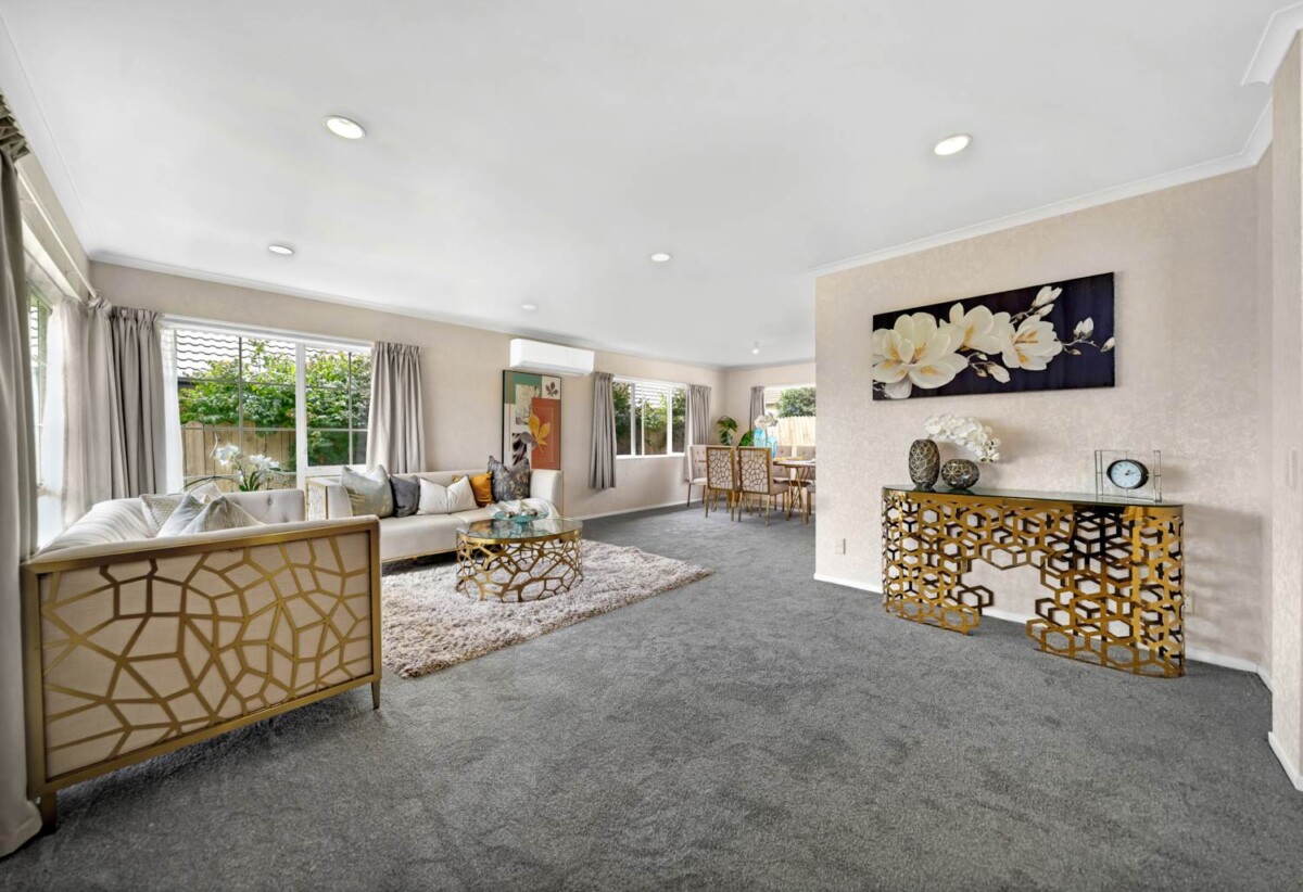 4 beds 2 baths house with double garage on 668m2 section, close to schools, shopping centres, golf club, 0.7 km to Botany Downs School, 1.9 km to Somerville Intermediate School, 2.2 km to Howick College, 108 Millhouse Drive, Northpark, Auckland