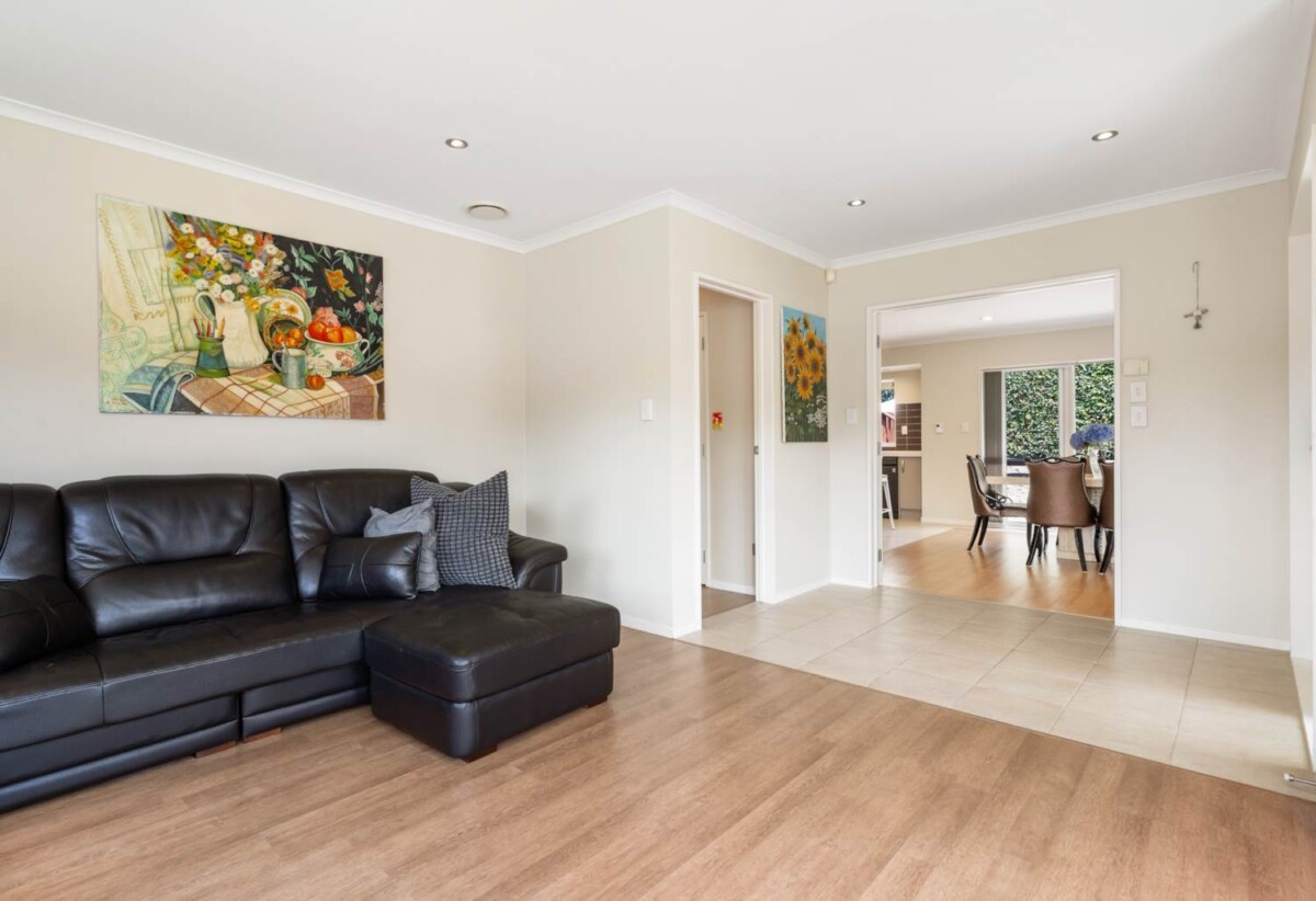 4 beds 2 baths house with double garage on 492m2 section, 0.5 km to Mission Heights Primary School, 0.7 km to Mission Heights Junior College, 1.5 km to Ormiston Senior College, 2 Leburn Crescent, Flat Bush, Auckland