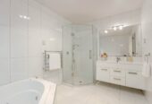 Renovated 5 beds 3 baths house with double garage on 3150m2 section, 0.8 km to Glamorgan School, 1.3 km to Northcross Intermediate, 1.7 km to Long Bay College, 46 Kate Sheppard Avenue, Torbay, Auckland