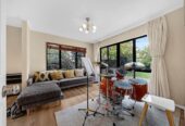 Brick and tile 5 beds 2 baths house with double garage on 569m2 section, Close to Murphy’s Bush Reserve and Ormiston Town Centre, Zoned for Baverstock Oaks School, Mission Heights Junior College and Ormiston Senior College, 4 Pennygale Close, Flat Bush, Auckland