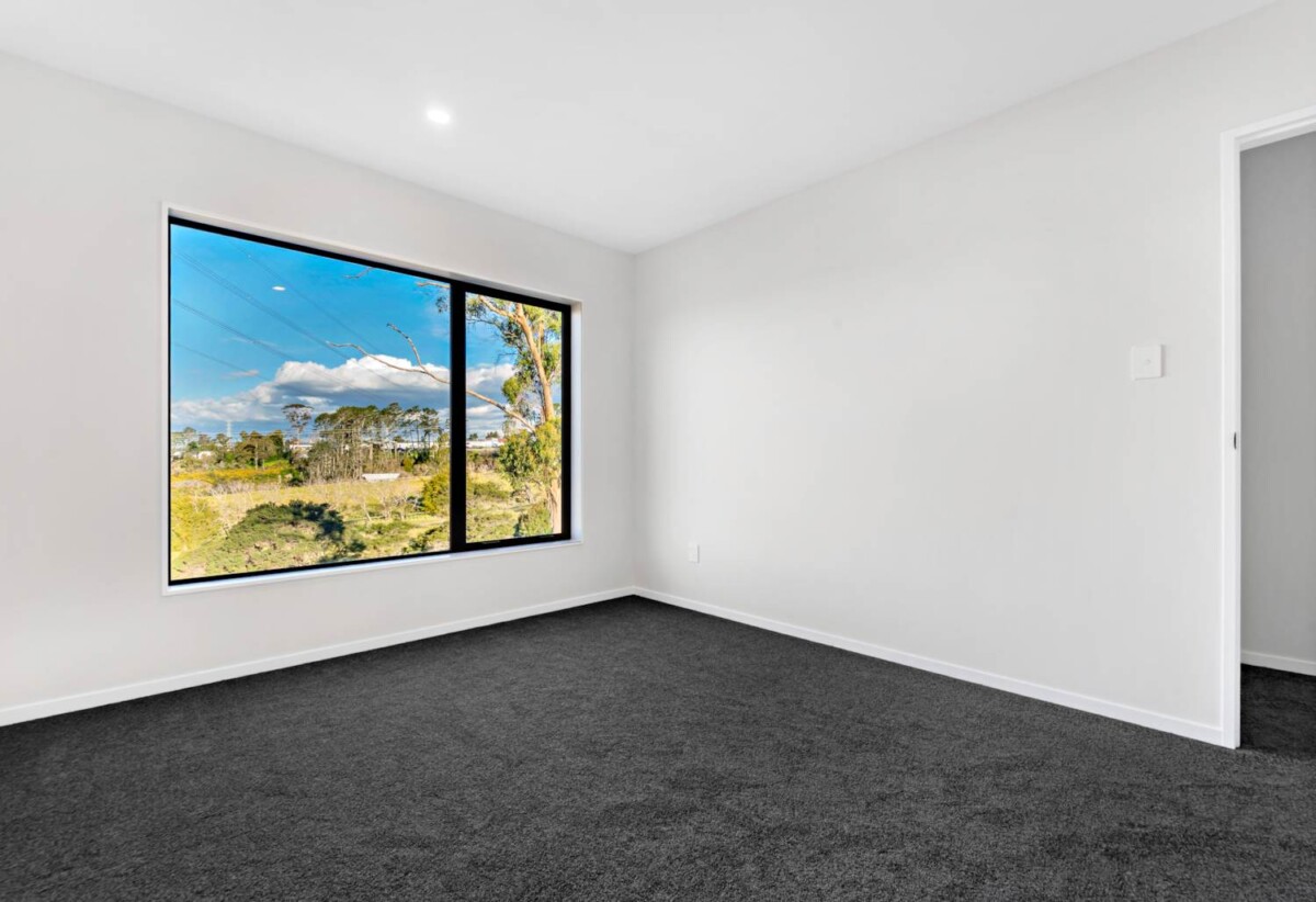 Massey High School zone, move-in ready, Brandnew standalone 4 beds 2.5 baths house with garage, 0.6 km to Massey Primary School, 0.9 km to Massey High School, 27 Puhikawa Street, Massey, Auckland