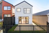 Massey High School zone, move-in ready, Brandnew standalone 4 beds 2.5 baths house with garage, 0.6 km to Massey Primary School, 0.9 km to Massey High School, 27 Puhikawa Street, Massey, Auckland
