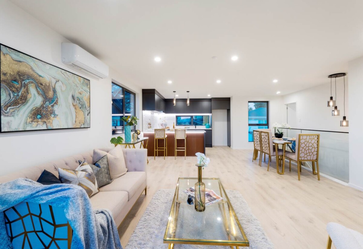 Hilltop Sea View, Brandnew freehold 4 beds 3 baths home with garage, Underfloor heating , The vendor has applied for a Stamford 10-Year New Build Guarantee, 0.7 km to Kauri Park School, 1.2 km to Birkdale Intermediate School, 8B Hadfield Street, Beach Haven, Auckland