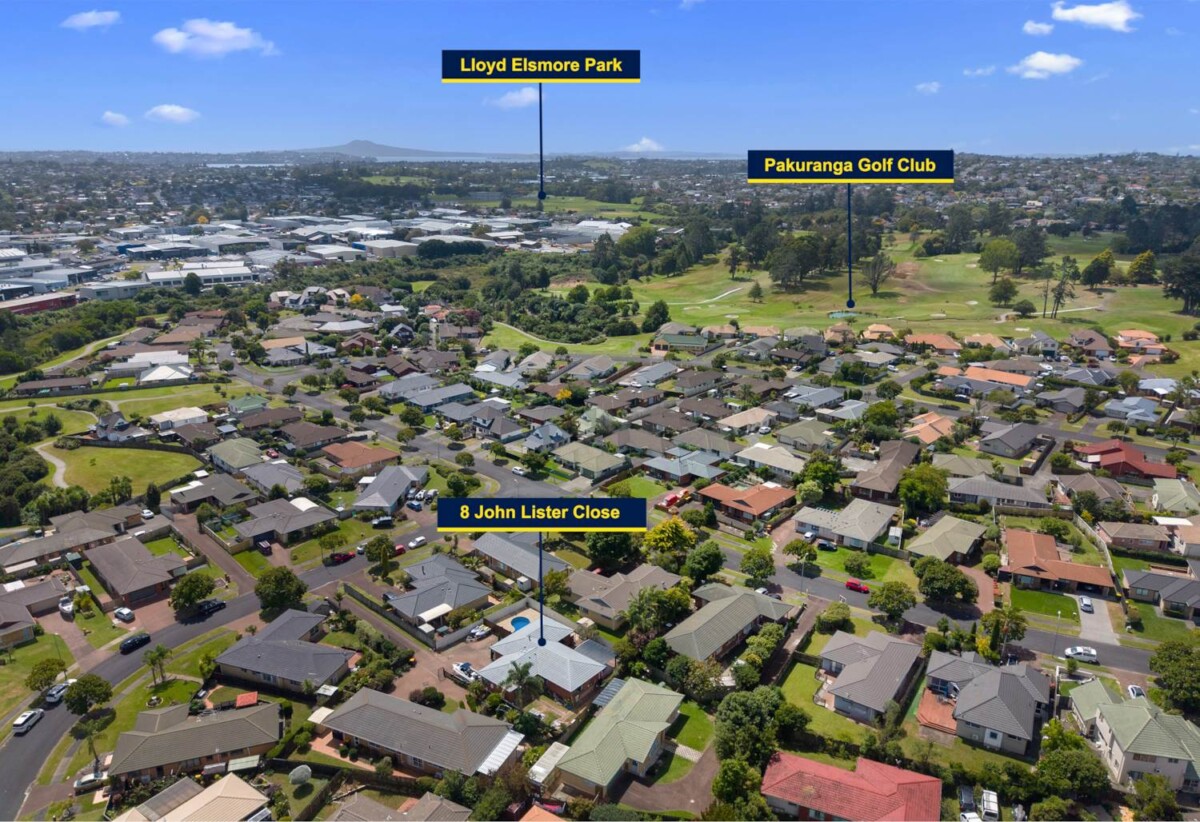 Must sell, Brick and tile 4 beds 2 baths house with double garage on 615m2 section, private swimming pool, close to schools, reserve, shopping centres, golf club, 2 km to Botany Downs School, 2.6 km to Pakuranga College, 2.7 km to Howick Intermediate, 8 John Lister Close, Golflands, Auckland