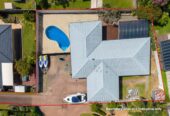 Must sell, Brick and tile 4 beds 2 baths house with double garage on 615m2 section, private swimming pool, close to schools, reserve, shopping centres, golf club, 2 km to Botany Downs School, 2.6 km to Pakuranga College, 2.7 km to Howick Intermediate, 8 John Lister Close, Golflands, Auckland