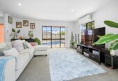 Must sell, Brick and tile 4 beds 2 baths house with double garage on 615m2 section, private swimming pool, close to schools, reserve, shopping centres, golf club, 2 km to Botany Downs School, 2.6 km to Pakuranga College, 2.7 km to Howick Intermediate, 8 John Lister Close, Golflands, Auckland