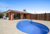 Must sell, Brick and tile 4 beds 2 baths house with double garage on 615m2 section, private swimming pool, close to schools, reserve, shopping centres, golf club, 2 km to Botany Downs School, 2.6 km to Pakuranga College, 2.7 km to Howick Intermediate, 8 John Lister Close, Golflands, Auckland