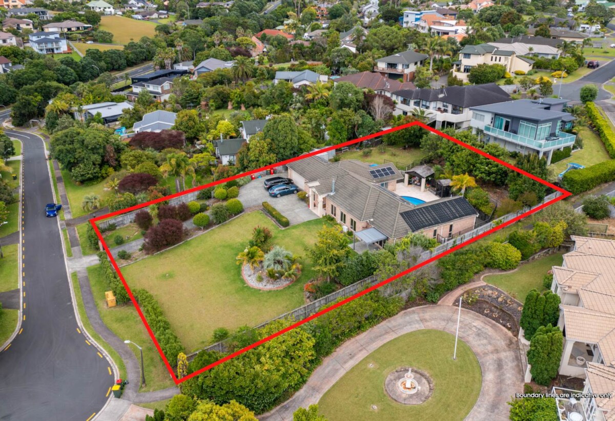 Brick and tile 4 beds 2.5 baths house with double garage and private swimming pool on 2129m2 section, 1.1 km to Gulf Harbour School, 15 Astrolabe Place, Gulf Harbour, Auckland