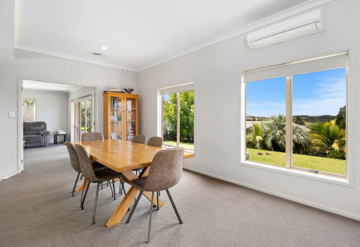 Brick and tile 4 beds 2.5 baths house with double garage and private swimming pool on 2129m2 section, 1.1 km to Gulf Harbour School, 15 Astrolabe Place, Gulf Harbour, Auckland