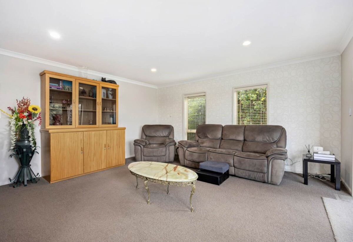 Brick and tile 4 beds 2.5 baths house with double garage and private swimming pool on 2129m2 section, 1.1 km to Gulf Harbour School, 15 Astrolabe Place, Gulf Harbour, Auckland