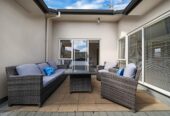 243m2 4 beds 2 baths house with double garage on 633m2 section, 0.5 km to Baverstock Oaks School, 1.3 km to Sancta Maria College, 1.7 km to Ormiston Senior College and Mission Heights Junior College, 11 Fintry Place, Flat Bush, Auckland