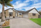 Motivated owner relocating, Move-in ready, 1renovated Brick and tile 5 beds 3.5 baths house with double garage on 571m2 section, 0.3 km to Baverstock Oaks School, 1 km to Sancta Maria College, 1.7 km to Ormiston Senior College, 1.9 km to Mission Heights Junior College, 18 Karson Place, Flat Bush, Auckland