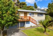 Double Westlake school zone, 4 beds 1.5 baths house with garage on 673m2 section, live or develop, 0.5 km to Sunnynook School, 0.9 km to Wairau Intermediate School, 8 Sequoia Place, Sunnynook, Auckland