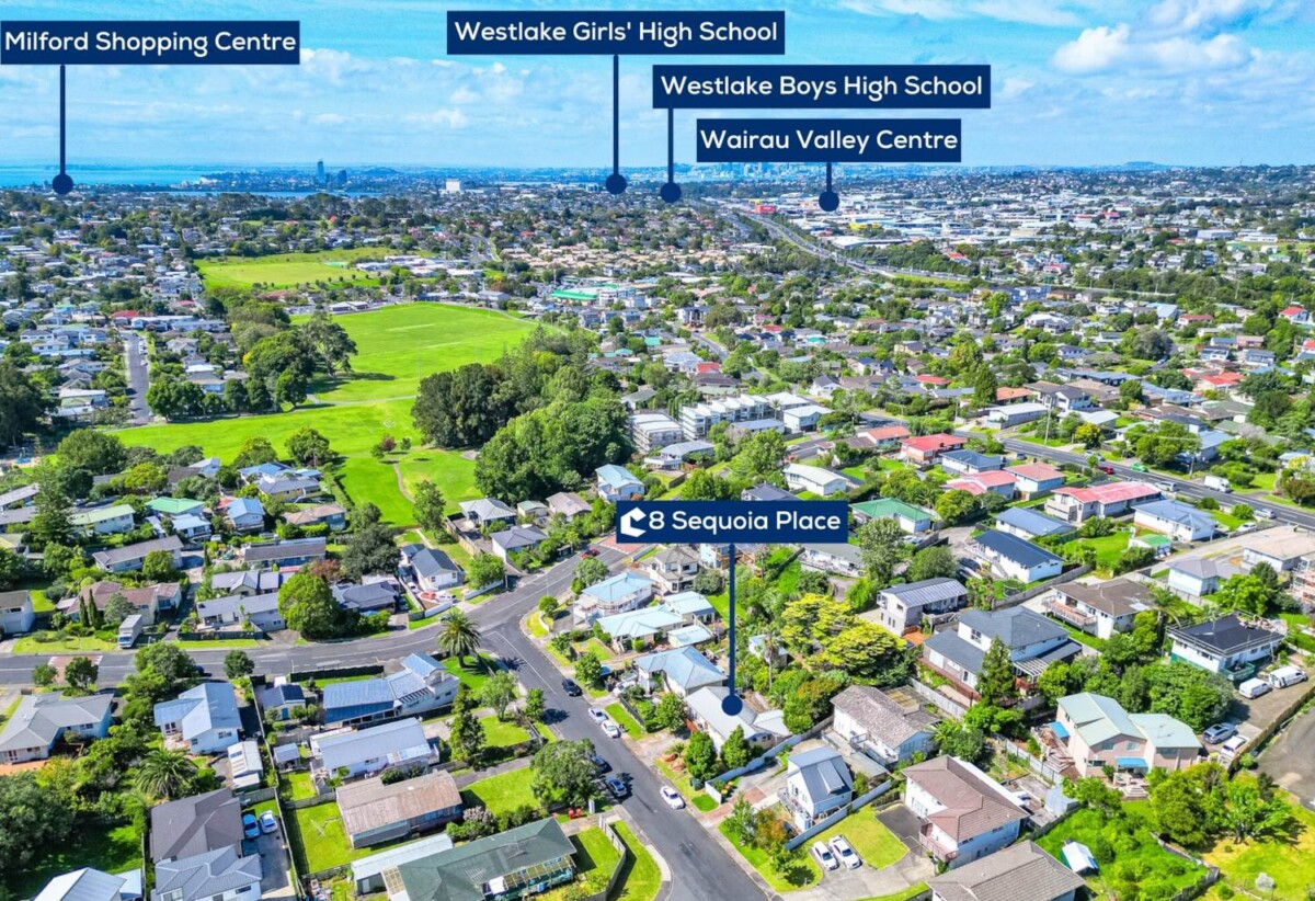Double Westlake school zone, 4 beds 1.5 baths house with garage on 673m2 section, live or develop, 0.5 km to Sunnynook School, 0.9 km to Wairau Intermediate School, 8 Sequoia Place, Sunnynook, Auckland