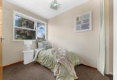 Double Westlake school Zone, 3 beds 1 bath house with carport, Short walk to Woolworths Sunnynook, local shops, and cafés, 0.5 km to Wairau Intermediate School, 0.7 km to Sunnynook School, 2.4 km to Westlake Boys’ High School, 3 km to Westlake Girls’ High School, 1/118 Sycamore Drive, Sunnynook, Auckland