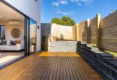 Standalone 4 beds 2.5 baths house with garageon 215m2 section, with Kauri Glen Reserve next door, close to schools, shops, parks, 0.4 km to Northcote College, 0.9 km to Willow Park School, 1.4 km to Northcote Intermediate School, 57A Tui Glen Road, Birkenhead, Auckland