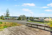 3 beds 2 baths house on 809m2 section, Currently zoned Mixed Housing Suburban, the property is projected to shift to Urban Zone under PC120, 0.7 km to Sunnyvale School, 1.3 km to Bruce McLaren Intermediate School, 1.8 km to Henderson High School, 84 Awaroa Road, Sunnyvale, Auckland
