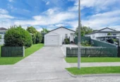 Standalone 3 beds + a utility room 1 bath house with garage and deck, close to shops, schools, motorway access, 2/10 Norrie Smith Avenue, Flat Bush, Auckland