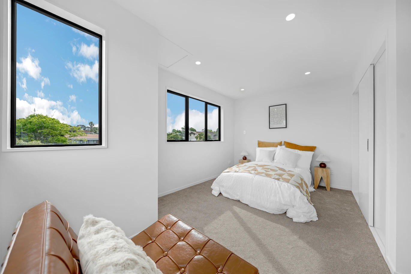 Brandnew 3 beds 2.5 baths home with garage, walking distance to Pakuranga Plaza, zoned for Sunnyhills Primary, Farm Cove Intermediate, and Pakuranga College, Lots 3/220 Pakuranga Road, Pakuranga Heights, Auckland