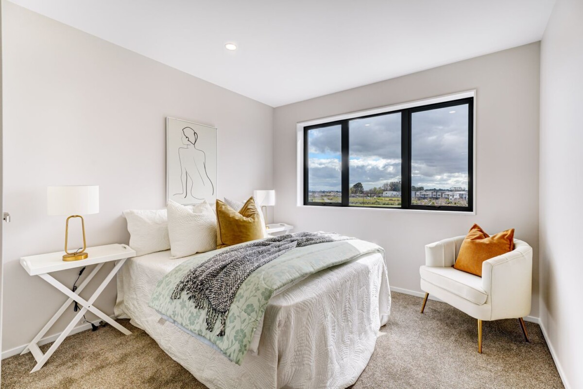 Dual Living , Brandnew 5 beds 4 baths home with 1-bed fully self-contained flat, just moments from schools, cafés, parks, motorway access, 27-37 Awhi Way, Karaka, , Auckland