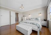 309m2 4 beds 2.5 baths house with triple garage and swimming pool on 1057m2 section, zoned for Meadowbank School, Remuera Intermediate, Baradene College, Selwyn College and Glendowie College, 9 Stoneyroyd Gardens, Remuera, Auckland