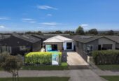 3 beds house on 234 m2 section, close to Papakura town centre, supermarkets, parks, schools, motoway access, 29 Liberation Road, Papakura, Auckland