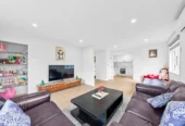 3 beds house with garage on 426m2 section, close to Papakura town centre, Southgate Shopping Centre , schools, motorway access, 31 Arimu Road, Papakura, Auckland