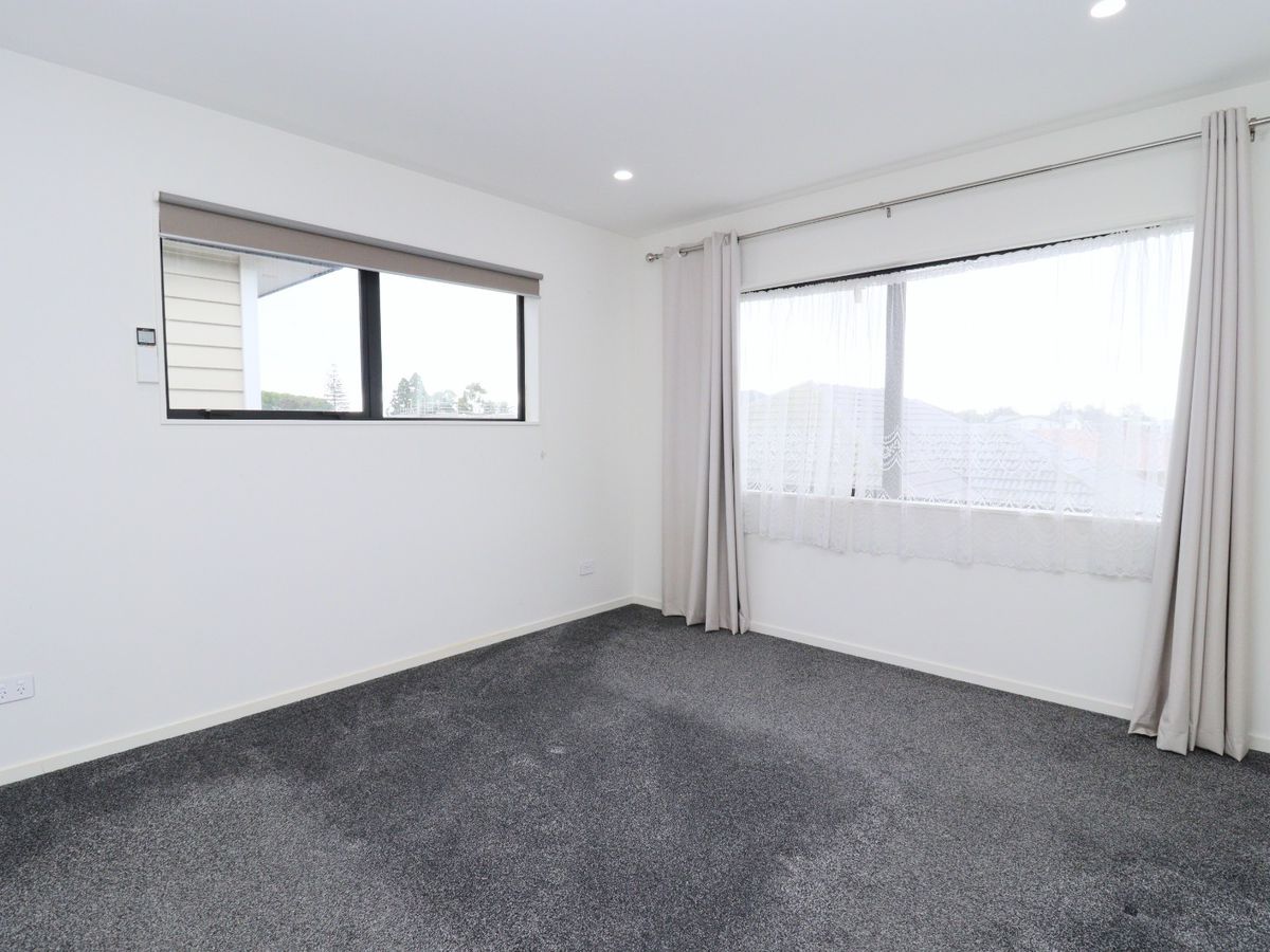 For rent, 4 beds 3 baths house, Available Now, 20 James Street, Mangere East, Auckland