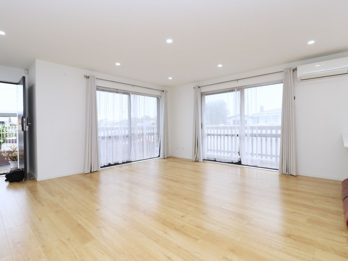 For rent, 4 beds 3 baths house, Available Now, 20 James Street, Mangere East, Auckland